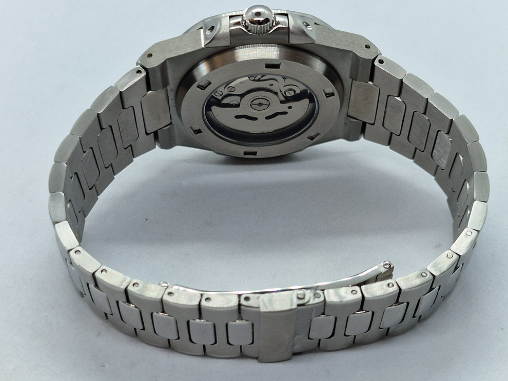 Seiko Mod Nautilus White Dial